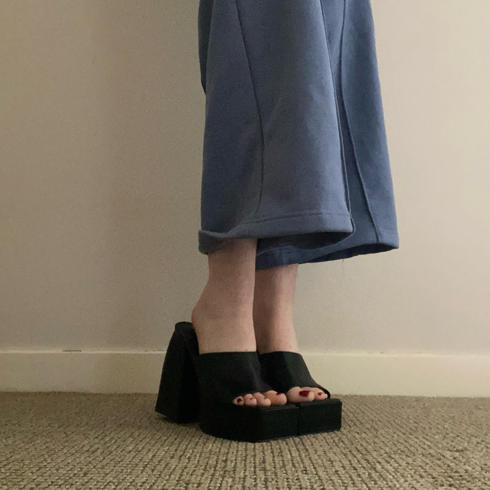 New Verge Girl Black Platform Sandals